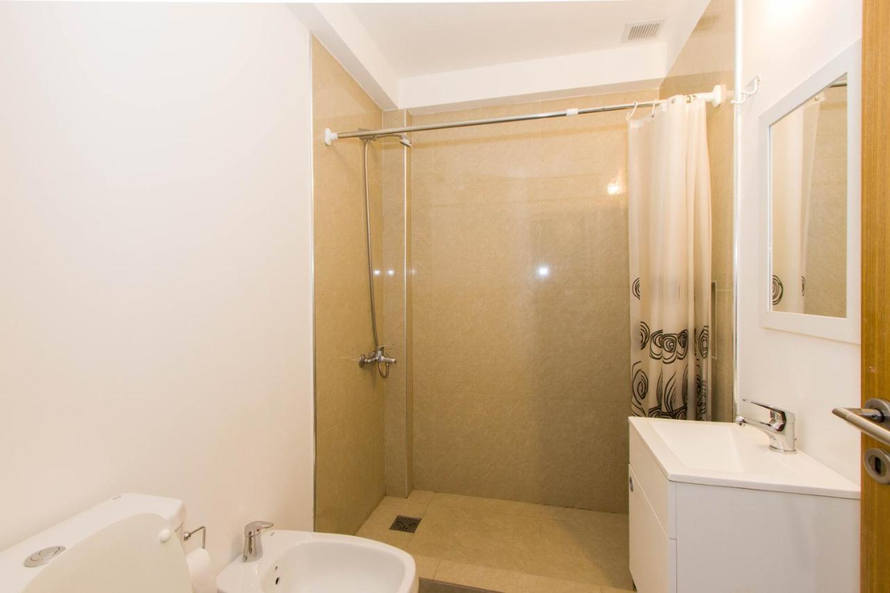 Marinas Tower Apartment Ushuaia Bagian luar foto